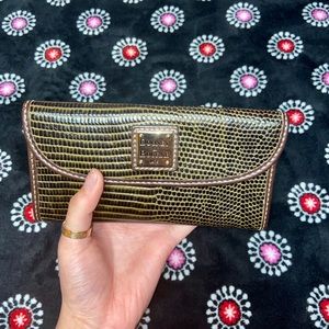 Dooney & Bourke Wallet